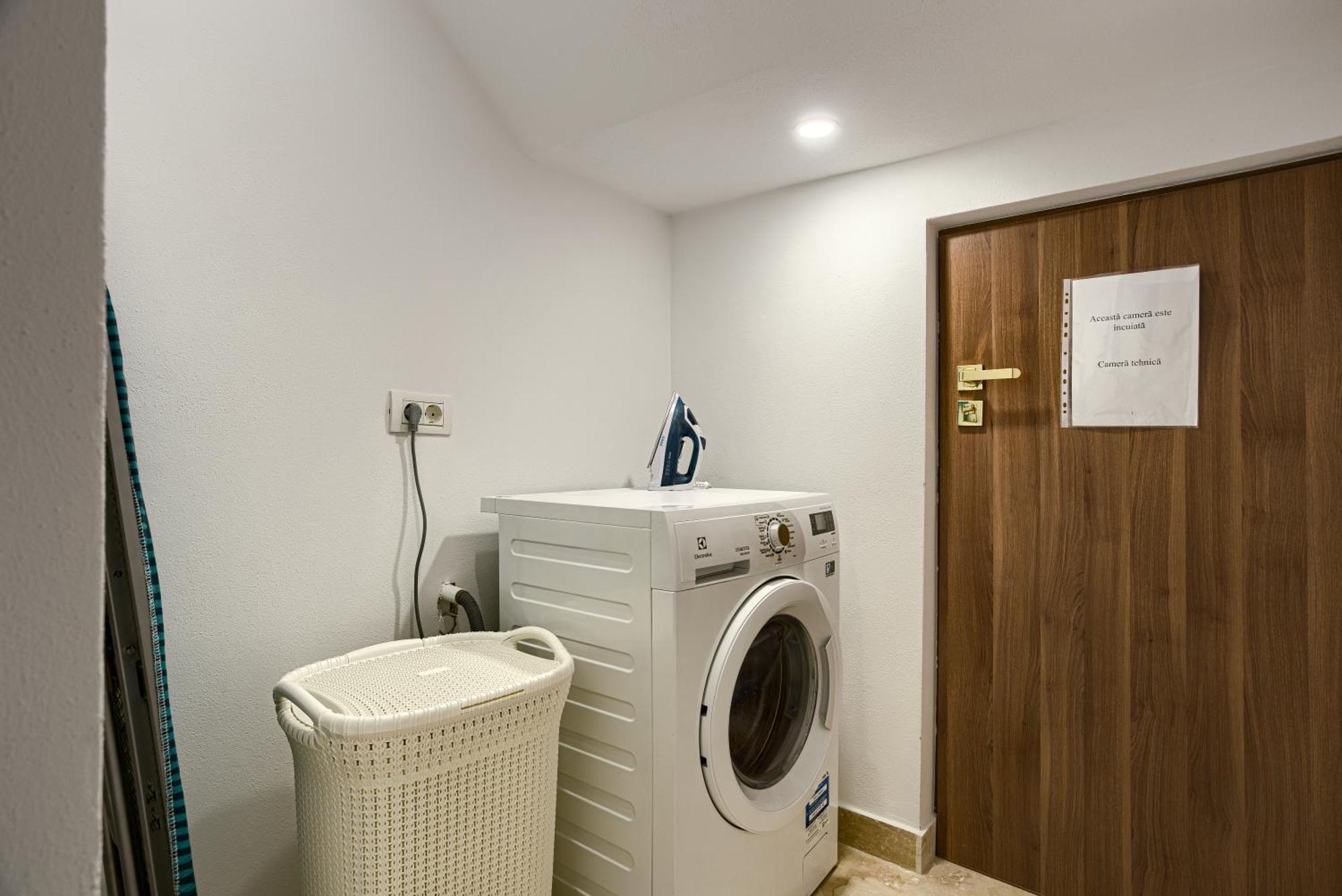 Sika Palladium Garden & Spa Central Apartment Arad Zewnętrze zdjęcie
