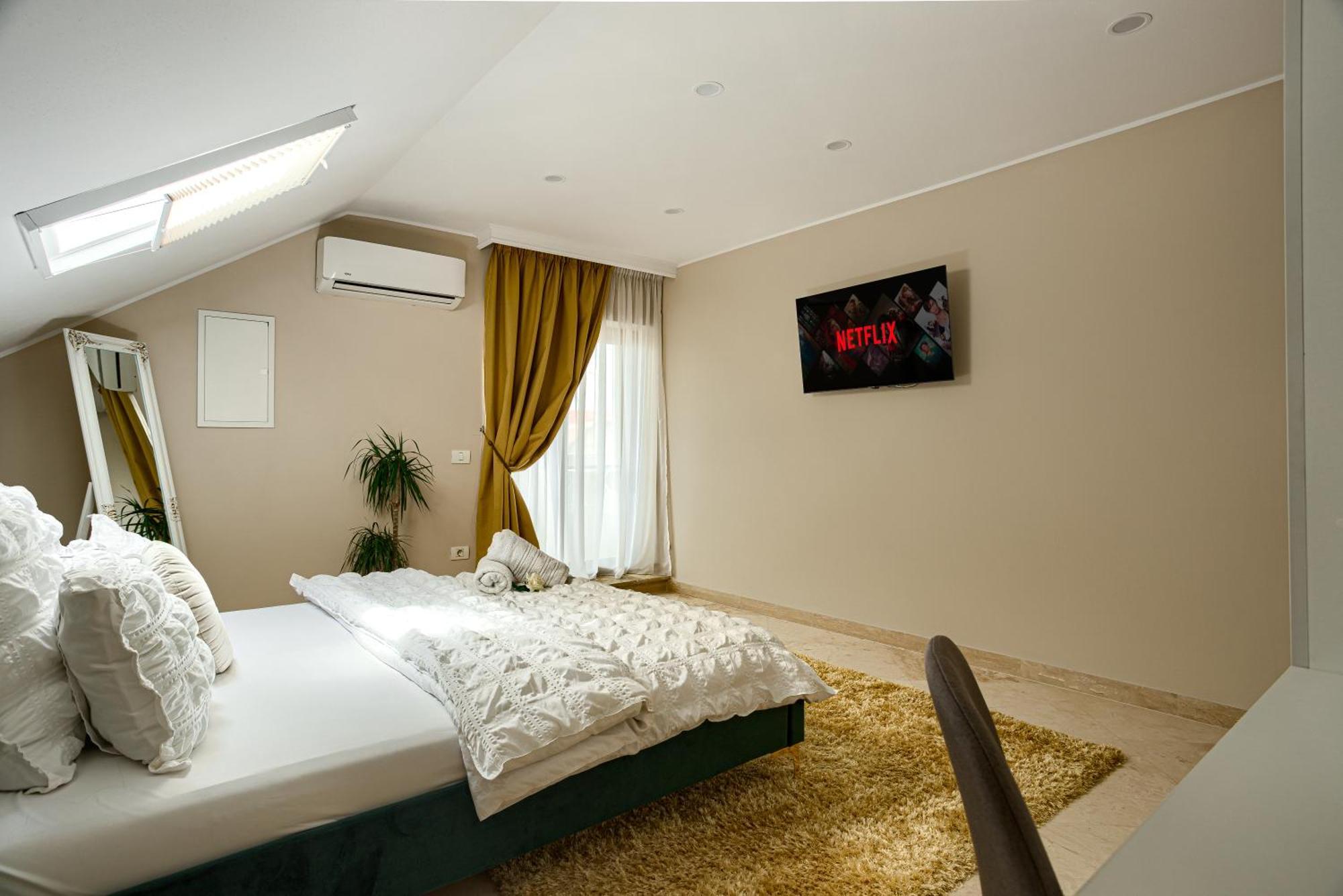 Sika Palladium Garden & Spa Central Apartment Arad Zewnętrze zdjęcie