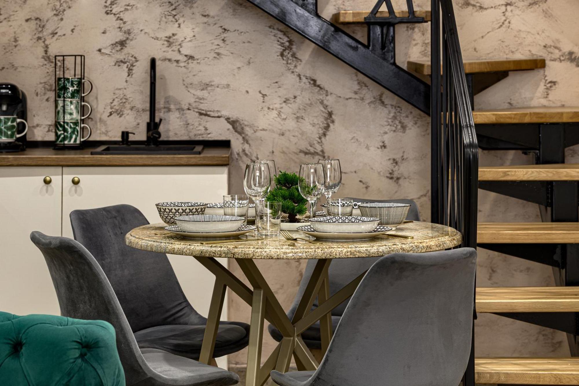 Sika Palladium Garden & Spa Central Apartment Arad Zewnętrze zdjęcie