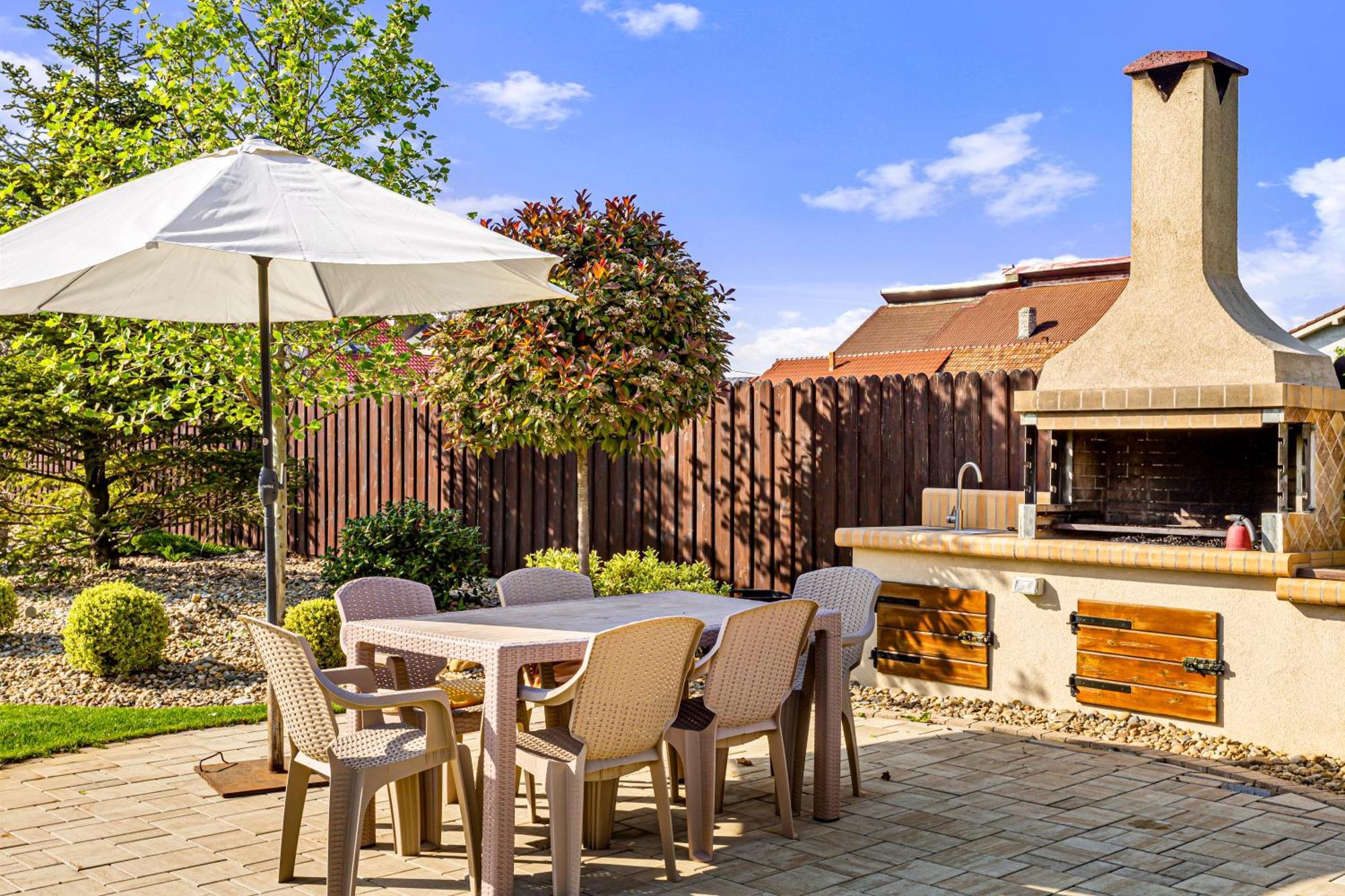 Sika Palladium Garden & Spa Central Apartment Arad Zewnętrze zdjęcie